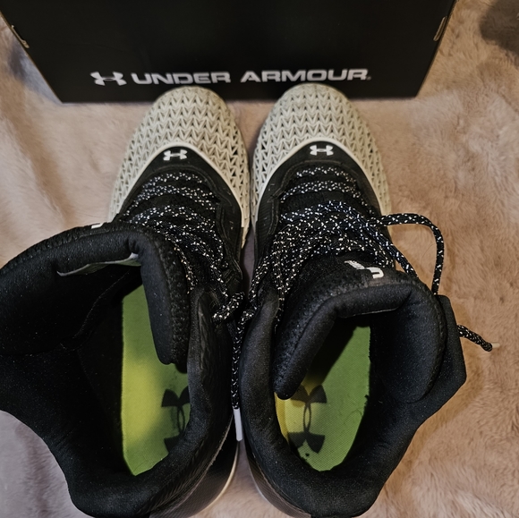 Under Armor Football Cleats Lineman - Picture 8 of 8